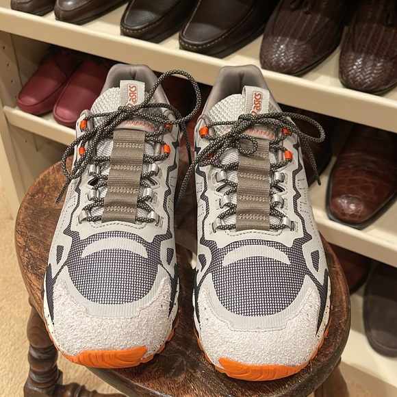 Worn Only Twice ASICS Gel Shoes - Picture 2 of 7